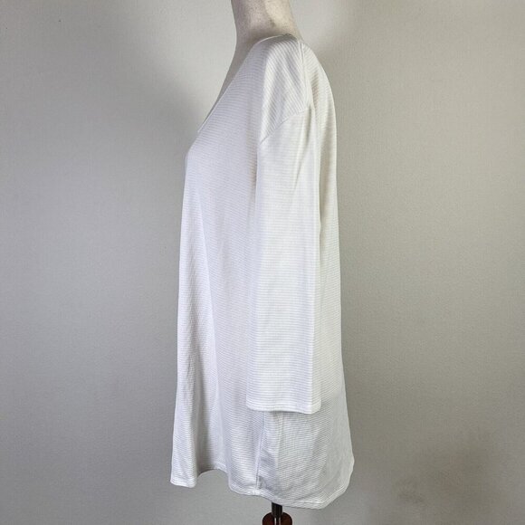 Seg'ments Essentials for Women Top XXL White Textured V Neck Soft Modal Tencel - Picture 4 of 15